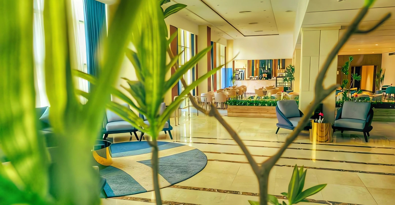Royal Garden Hotel