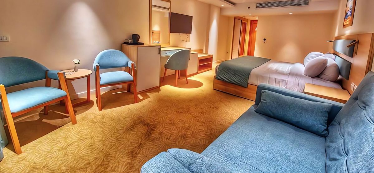 Royal Garden Hotel